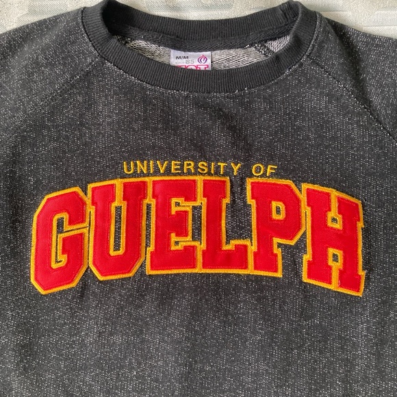 VTG 00s University of Guelph Crewneck ❤️ - Picture 3 of 4